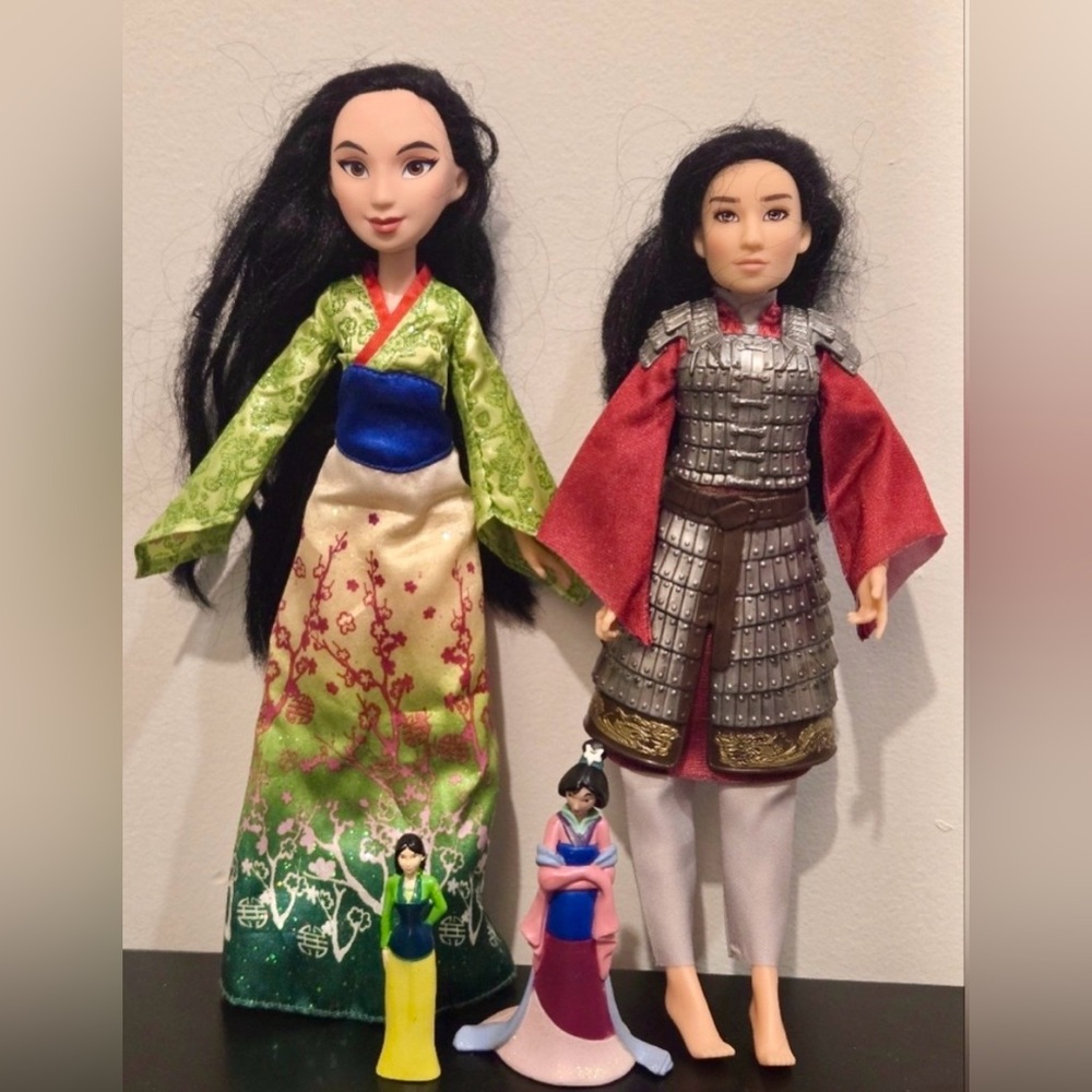 DISNEY - MULAN Warrior and Princess Doll Set - w/ Mini figures